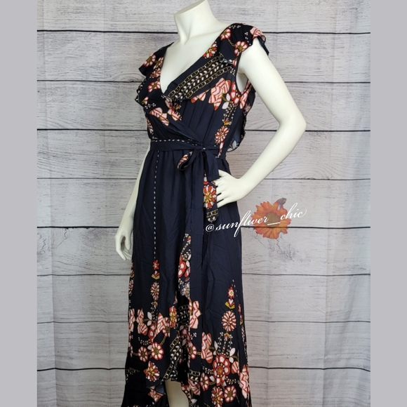 M LEFT!! [NEW] Ruffle Wrap Boho Dress - Picture 11 of 16